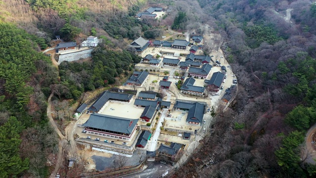 在全罗南道古叶市的Hwaomsa寺(这是一个韩国佛教的头寺)视频素材