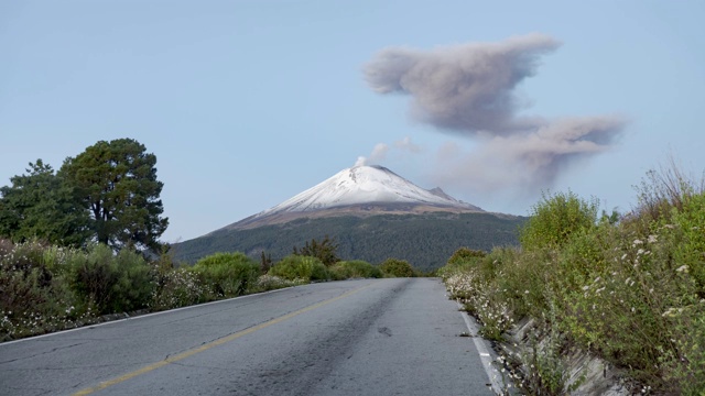 波波卡特佩特火山之路时光流逝视频素材