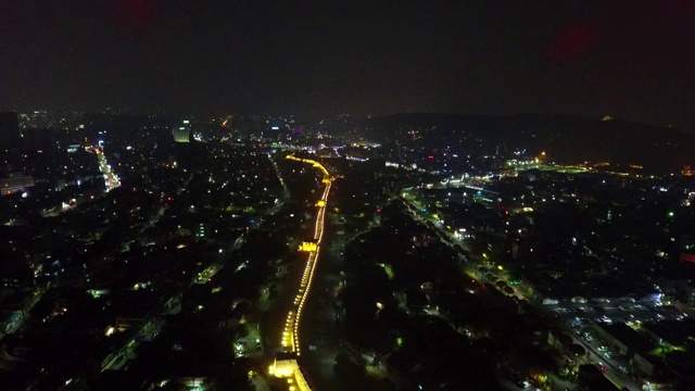 韩国京畿道，水原华城炮台夜景视频素材