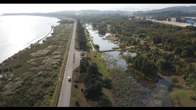 中国江苏无锡湿地公园鸟瞰图视频素材