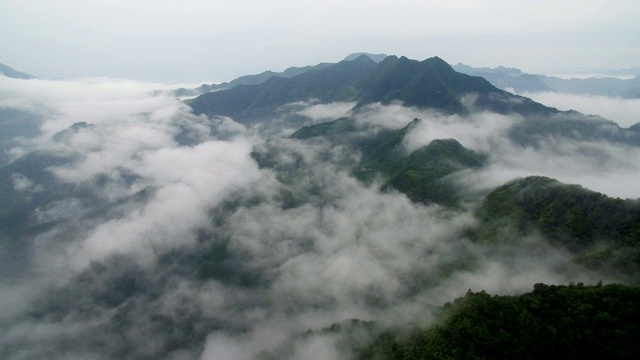 秦岭山村鸟瞰图，陕西，中国。视频素材