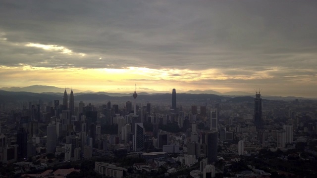 空中视频-马来西亚吉隆坡的日出视频素材