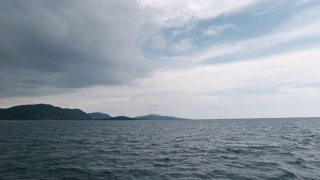 海上极端季风天气系统接近陆地视频素材