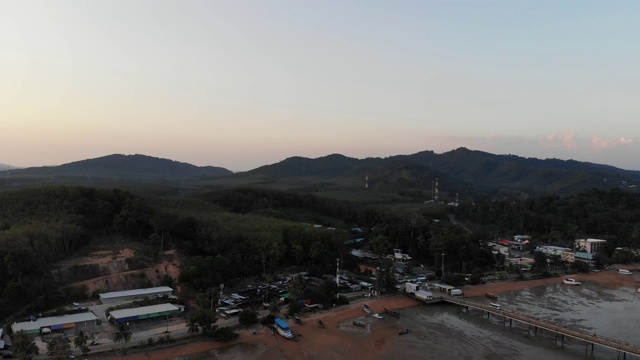 泰国普吉岛鳌泊码头鸟瞰图视频素材