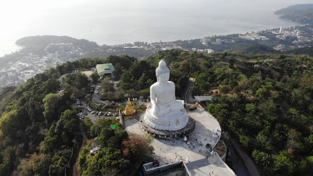 普吉岛大佛鸟瞰图视频素材