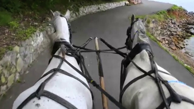 土耳其伊斯坦布尔海滩漫步视频素材画面1