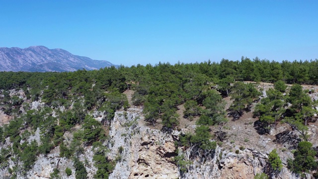 峡谷鸟瞰图视频素材