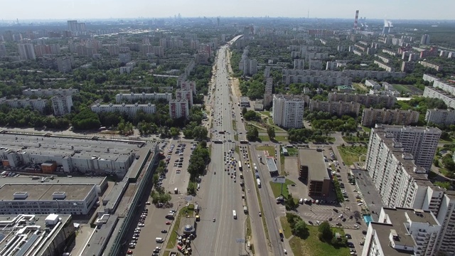 空中莫斯科城市全景与大交叉口，俄罗斯视频素材