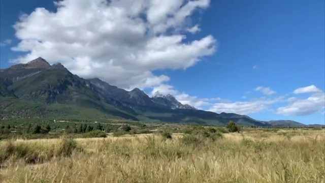 丽江玉龙雪山，自然景观，时光流逝。视频素材