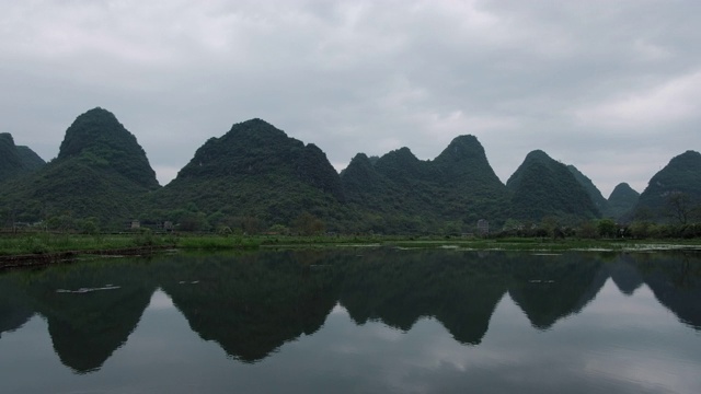 杨烁景观视频素材画面1