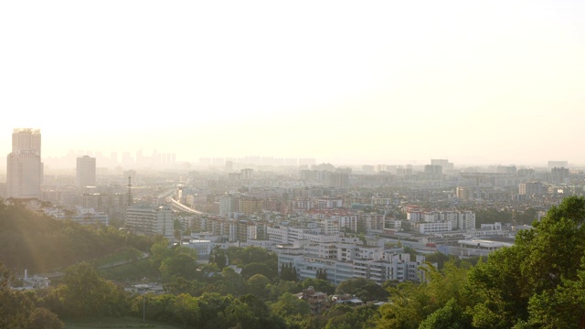 夕阳下广州的天际线视频素材