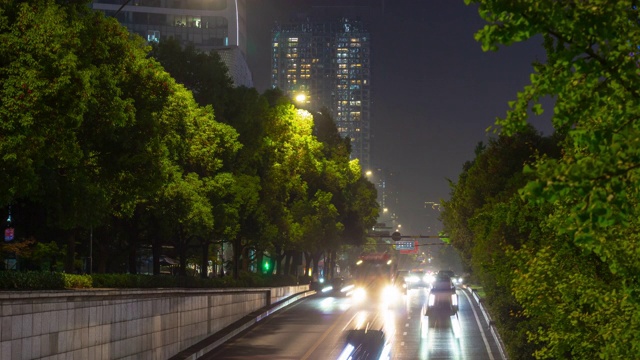 杭州城市夜晚灯火通明，市中心交通街道，隧道，公路桥，观时间推移的全景4k中国视频素材