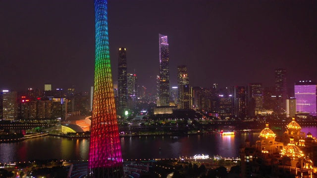 夜间照明广州市市中心著名塔空中全景4k中国视频素材画面1