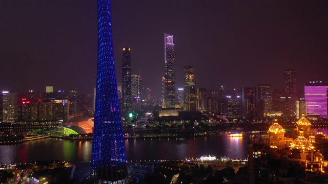 夜间照明广州市市中心著名塔空中全景4k中国视频素材画面4