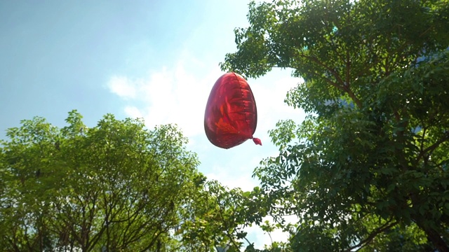 心形的气球视频素材画面1