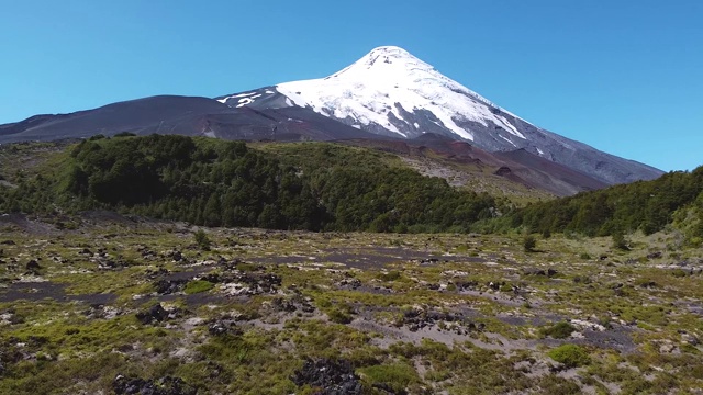 奥索尔诺火山无人机视图视频素材