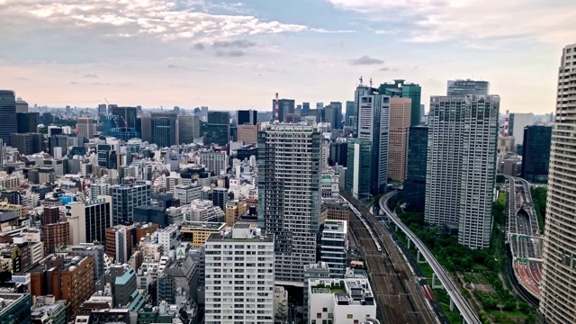 时间流逝:东京城市景观从滨松町，港区，东京视频素材