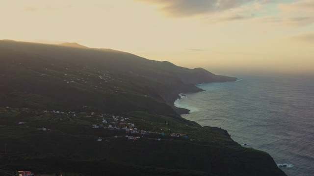 航空WS海岸日落/加那利群岛，西班牙视频素材