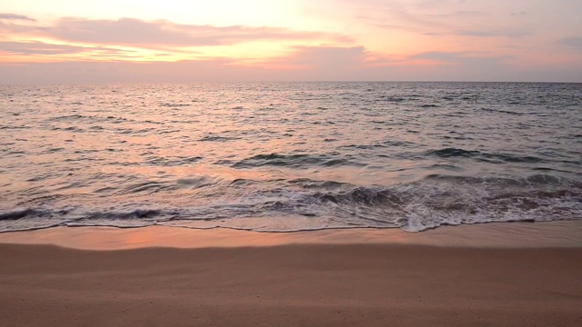 普吉岛奈扬海滩日落景观视频素材