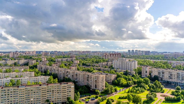 圣彼得堡住宅建筑和住宅区的时间跨度。俄罗斯视频素材