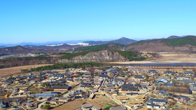 韩国庆相北道，Nakdonggang河/ Andong-si附近的安东浩村和Buyongdae悬崖视频素材