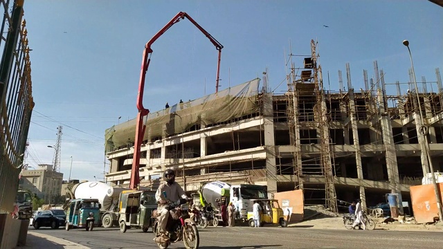 九龙铁路交汇处附近的建筑地盘视频素材