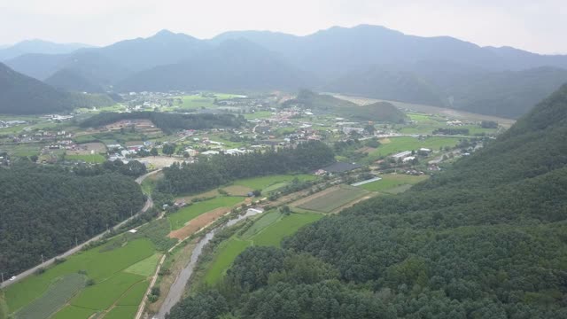 韩国江原道山村/洪川枪视频素材