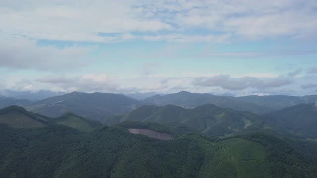 山地景观/ Jeongseon-gun，江原道，韩国视频素材