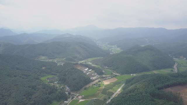 韩国江原道山村/洪川枪视频素材