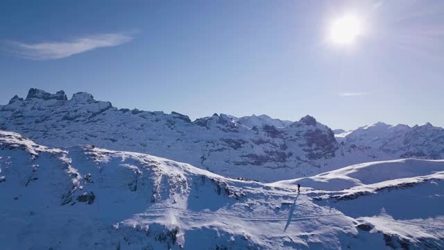 鸟瞰图的瑞士滑雪胜地奥布瓦尔登，瑞士。视频素材