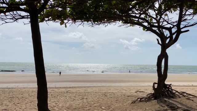 美丽的Boa Viagem海滩视频素材画面3