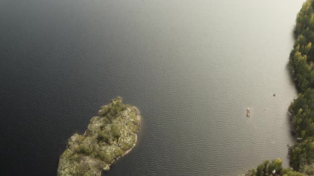 斯堪的纳维亚自然风光，森林和湖泊视频素材