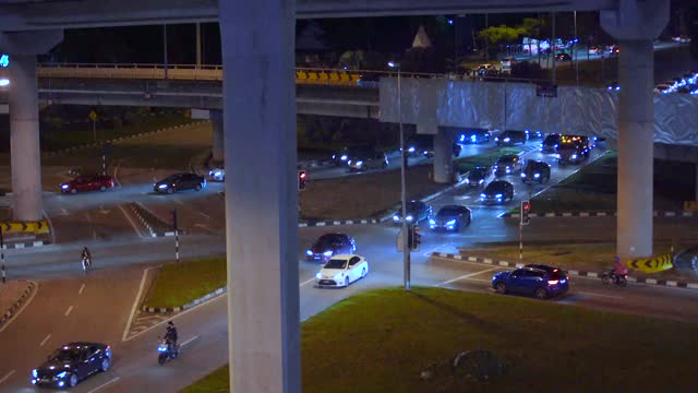 夜间交通高峰时间。吉隆坡,马来西亚视频素材