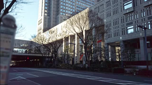 东京新宿西新宿摩天大楼街景视频素材