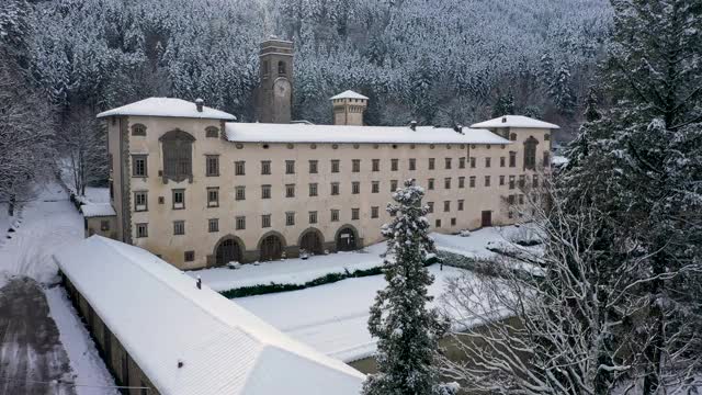 冬天，意大利托斯卡纳的Vallombrosa修道院视频素材