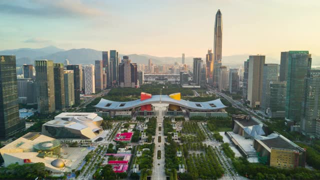 中国深圳市景日落天空市中心市政厅航拍全景4k时间间隔视频素材