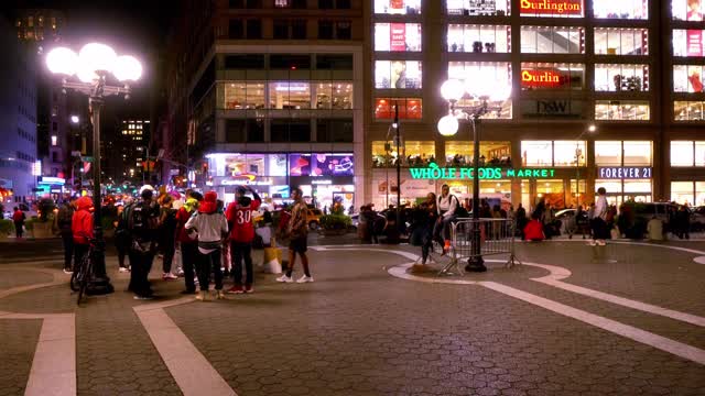 联合广场。的夜晚。群人。视频素材