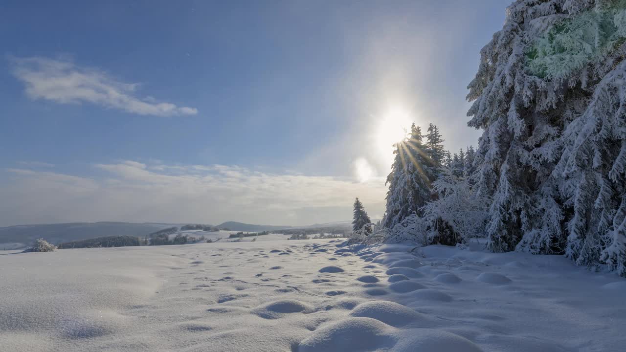 冬季景观，沃瑟库佩山，格斯菲尔德，Rhön，黑塞，德国视频素材