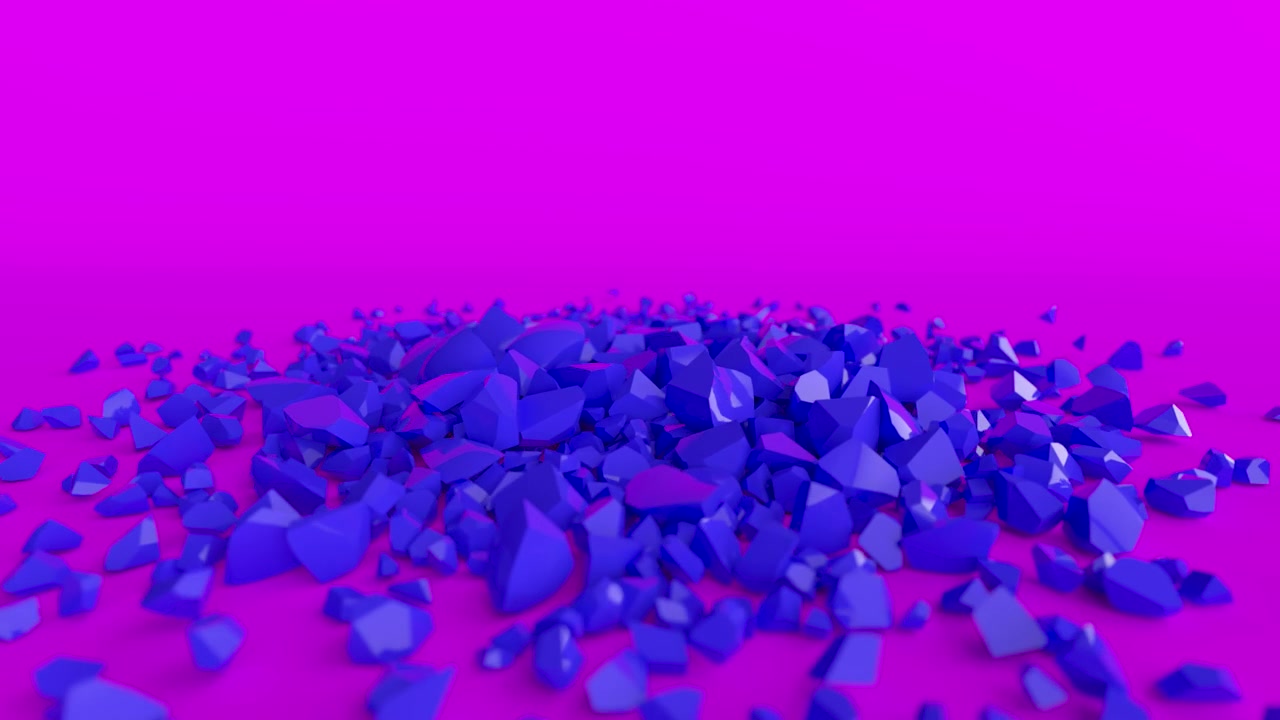 冰冷的蓝色的心在紫色的表面上碎成碎片。破碎的心的概念。3 d animaition视频素材画面2
