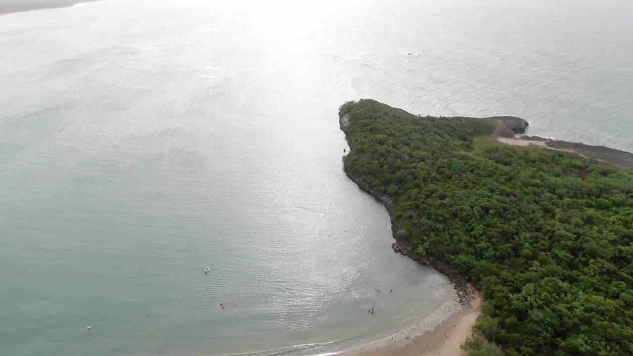 海滩波多黎各无人机鸟瞰图视频素材