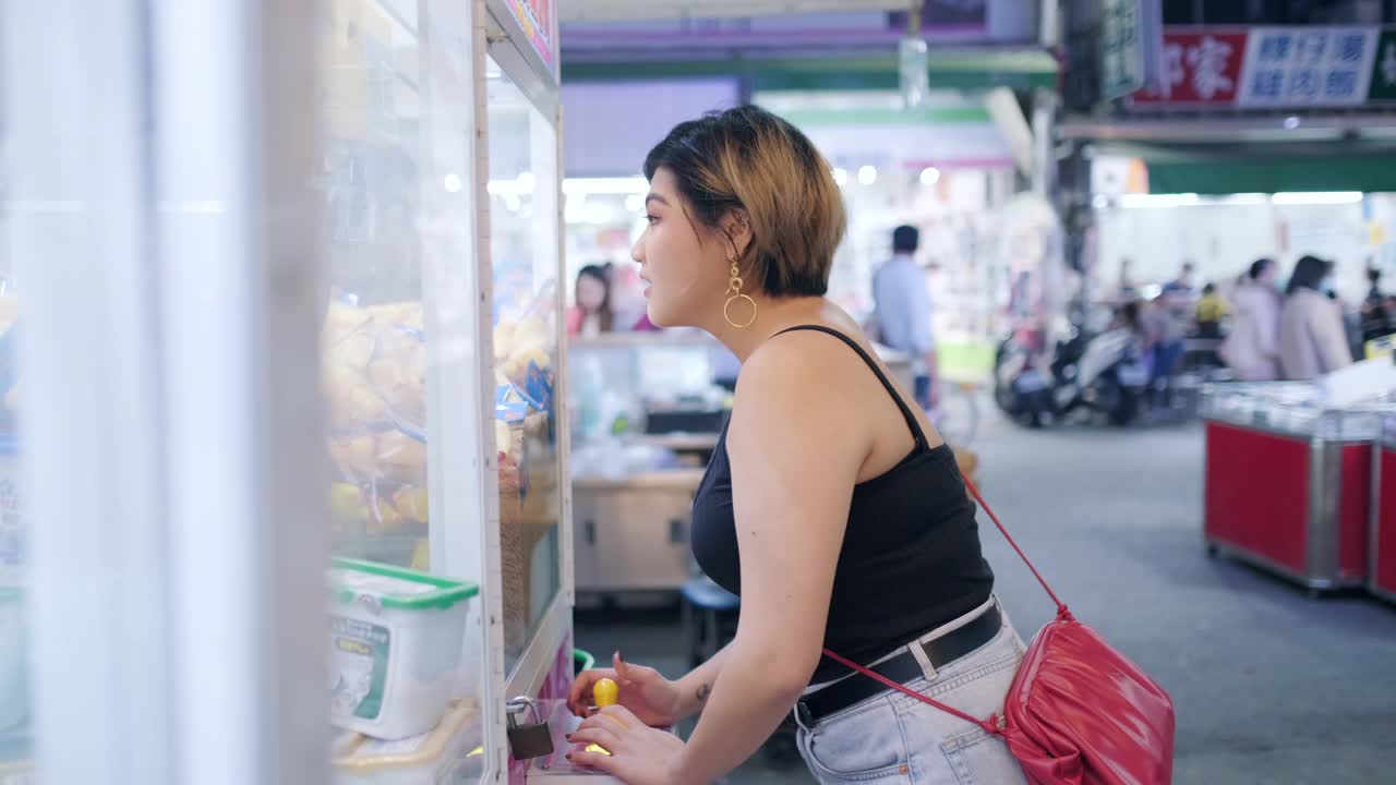 台湾夜市野味摊视频素材