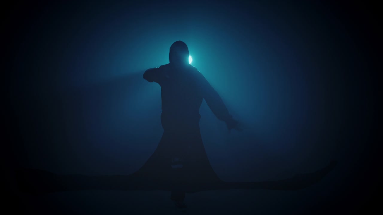 把它推到极限。视频素材画面2