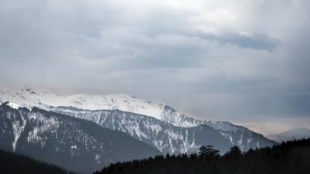 马纳利喜马偕尔邦的雪山视频下载