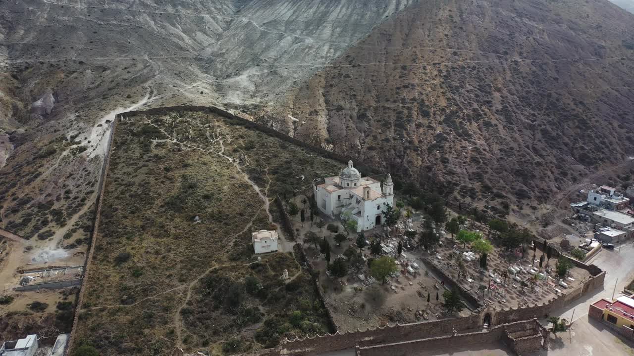 在圣路易斯的真实的卡托斯的无人机视图Potosí。墨西哥最好的旅游目的地。视频素材