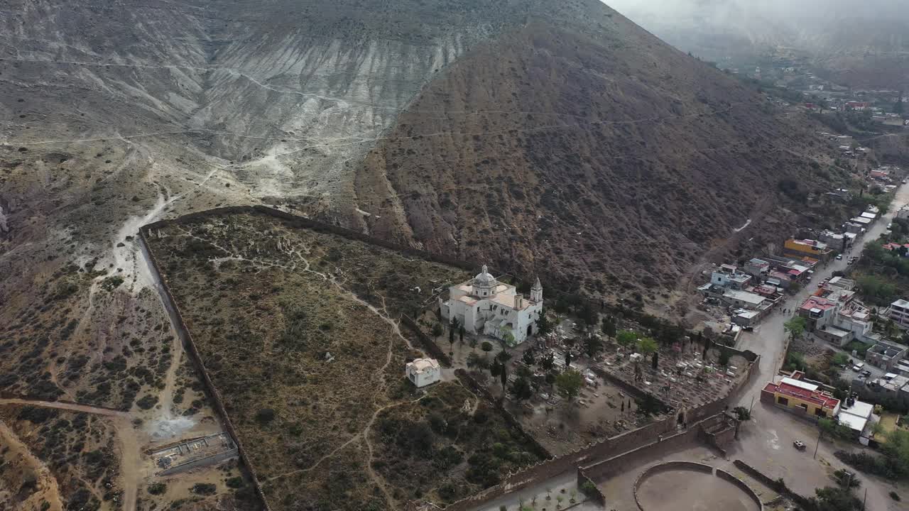 在圣路易斯的真实的卡托斯的无人机视图Potosí。墨西哥最好的旅游目的地。视频素材