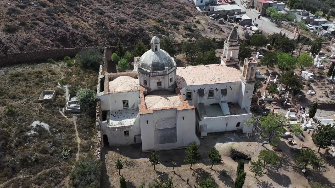 圣路易斯市Real de Catorce的capilla de Guadalupe教堂，Potosí。墨西哥美丽的度假胜地。视频素材