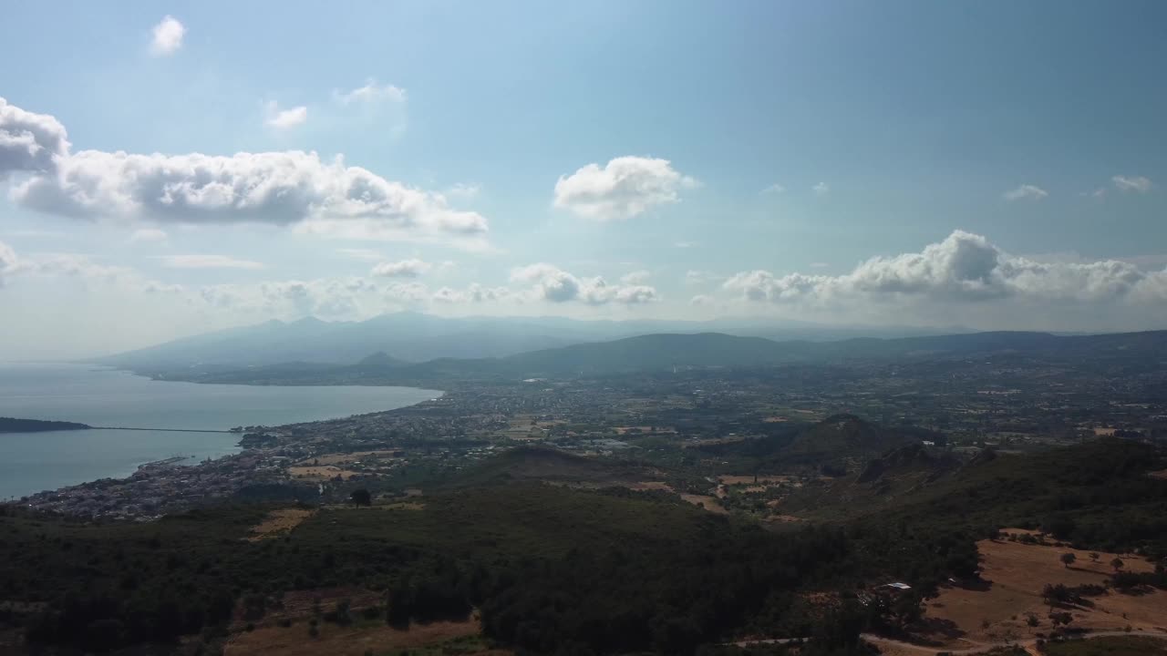 鸟瞰图鸽子岛城堡库萨达斯土耳其视频素材