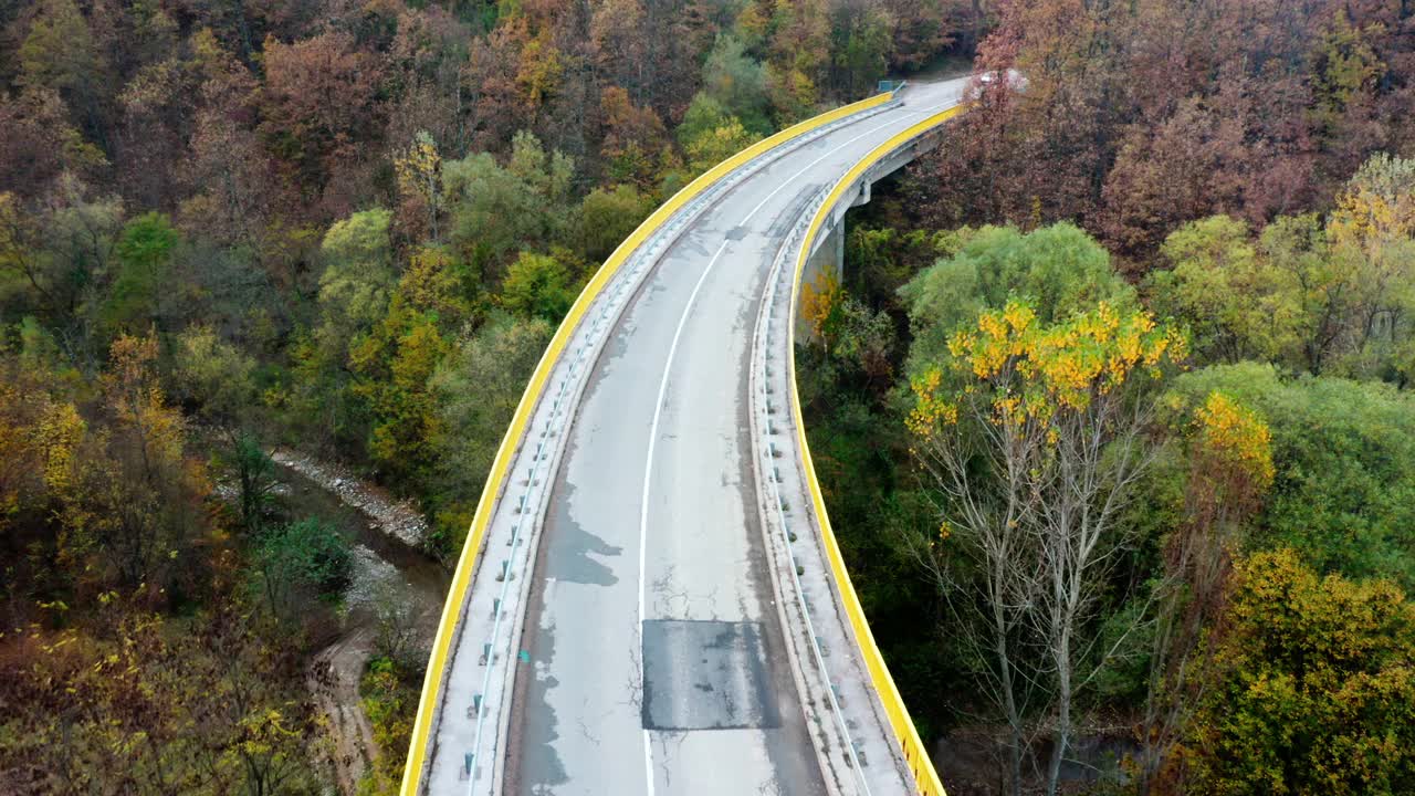 秋天的道路视频素材