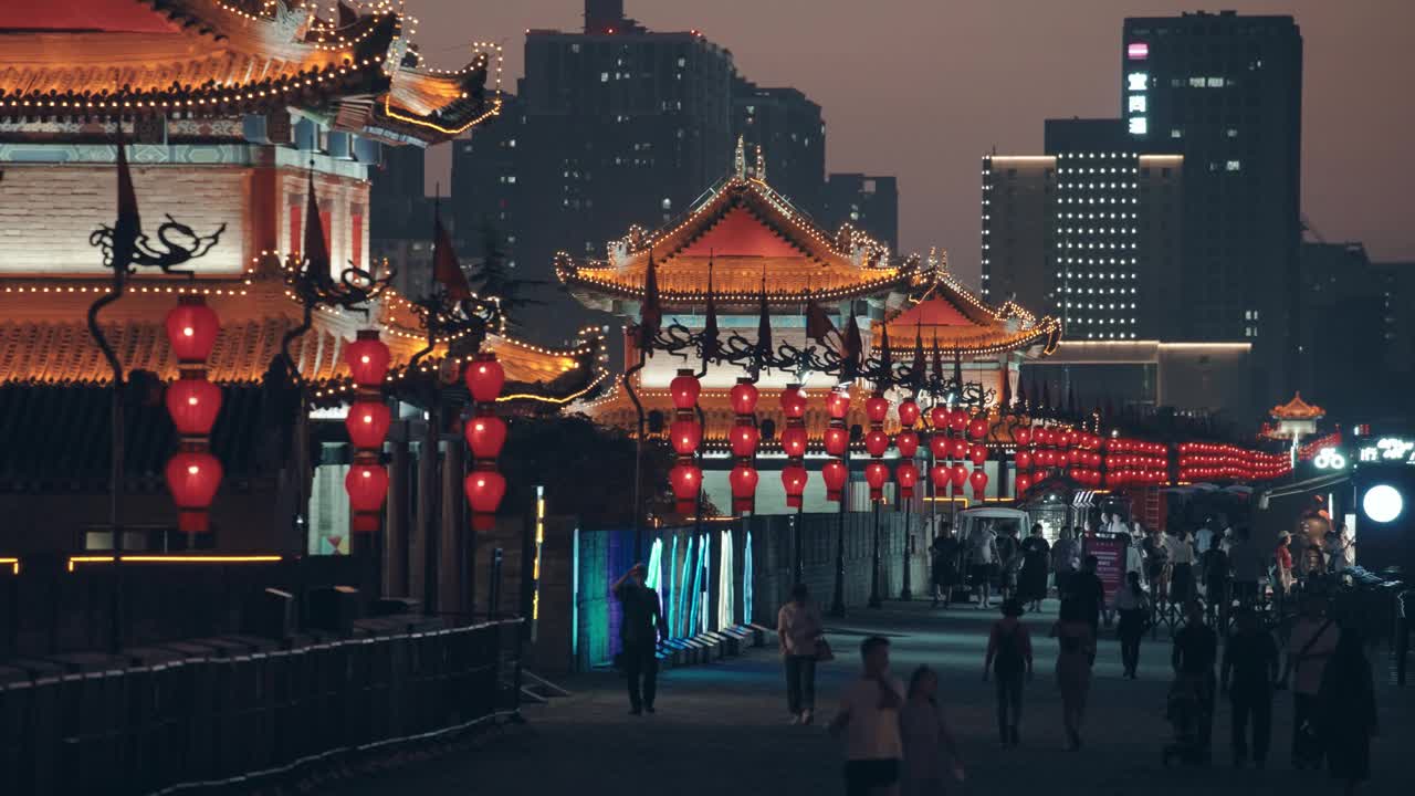 古城墙夜景/中国陕西西安视频素材