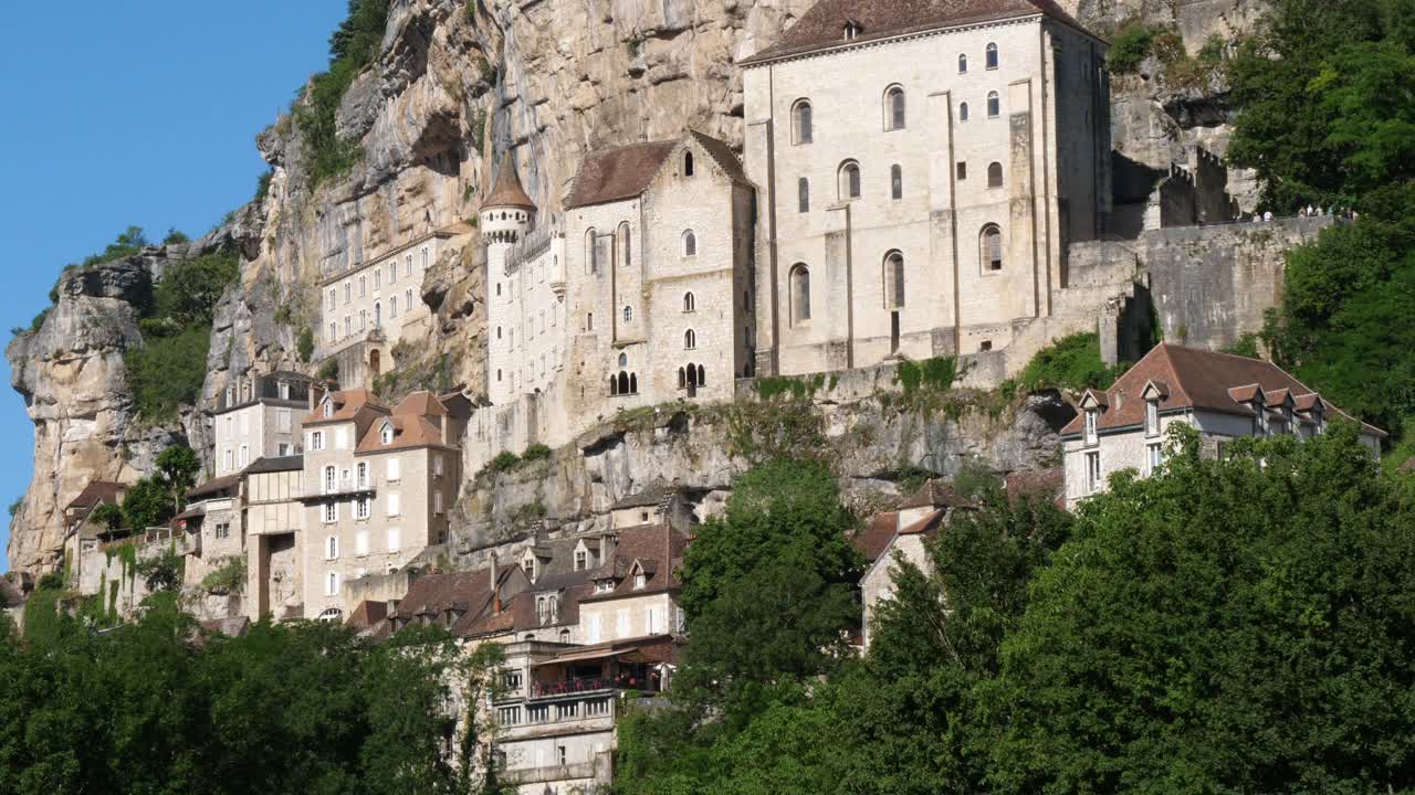 中世纪城市Rocamadour, Lot department，欧西塔尼，法国视频素材